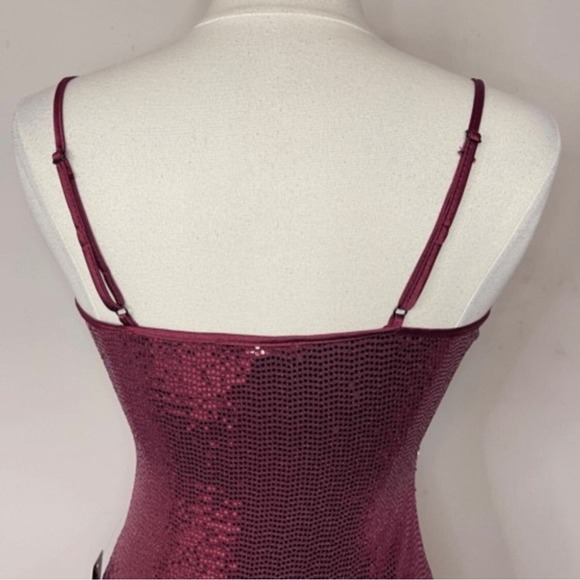 NWT EXPRESS Stretch Sequin Burgundy Bodycon Mini Dress, Medium - Picture 4 of 8